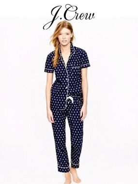 J. Crew Pajamas set shirt and pants, short sleeves, Navy Anchors pattern sz XS